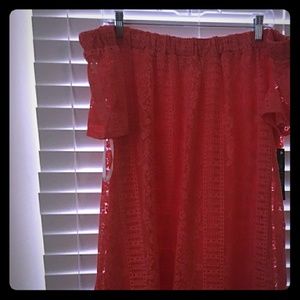 Beautiful lace dress / Off Shoulder